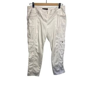 White House Black Market Women's White Cargo Style Pants Size 6